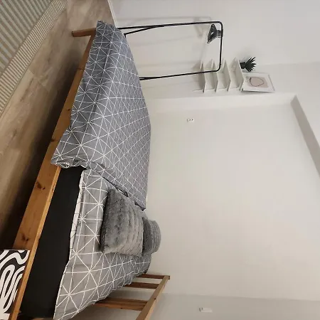 شقة Minimalist براتسيلافا